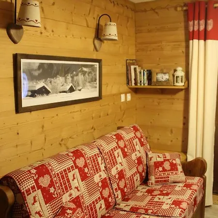 Des Pistes Apartment Megeve